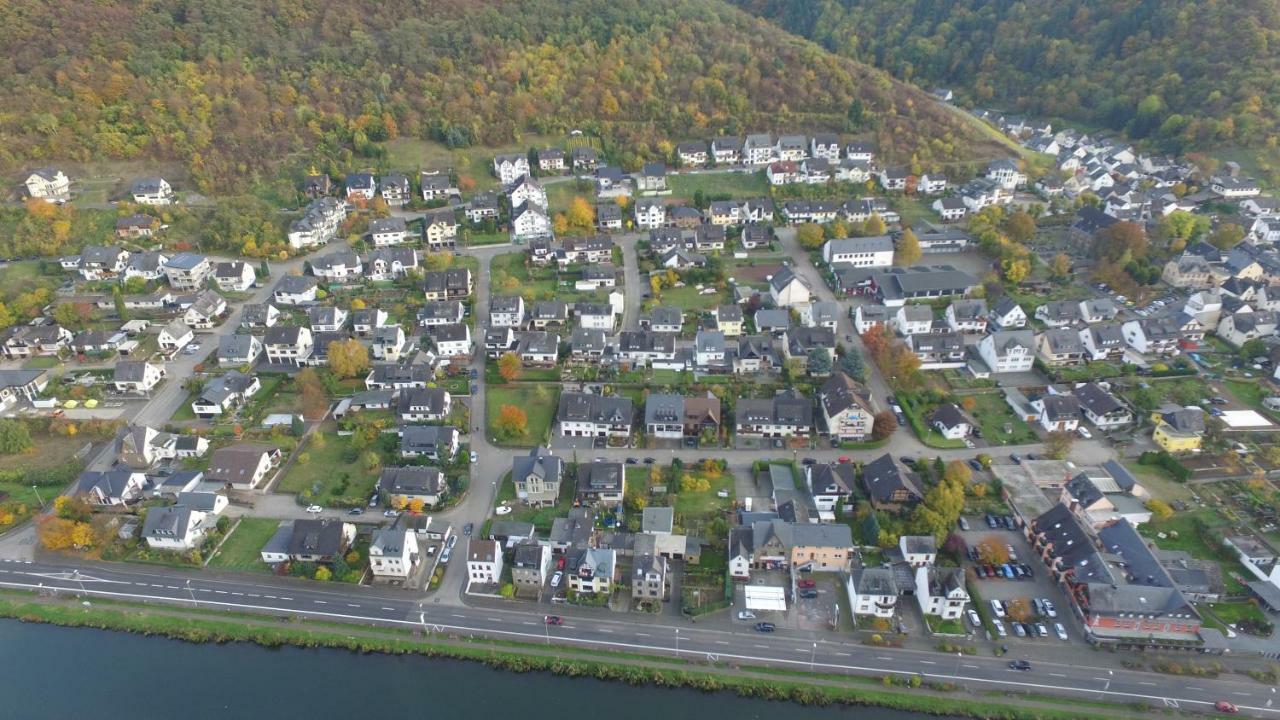 Ferienwohnung Edi Fischer Oberfell Exterior foto