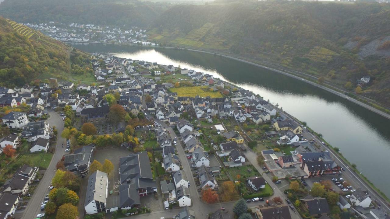 Ferienwohnung Edi Fischer Oberfell Exterior foto
